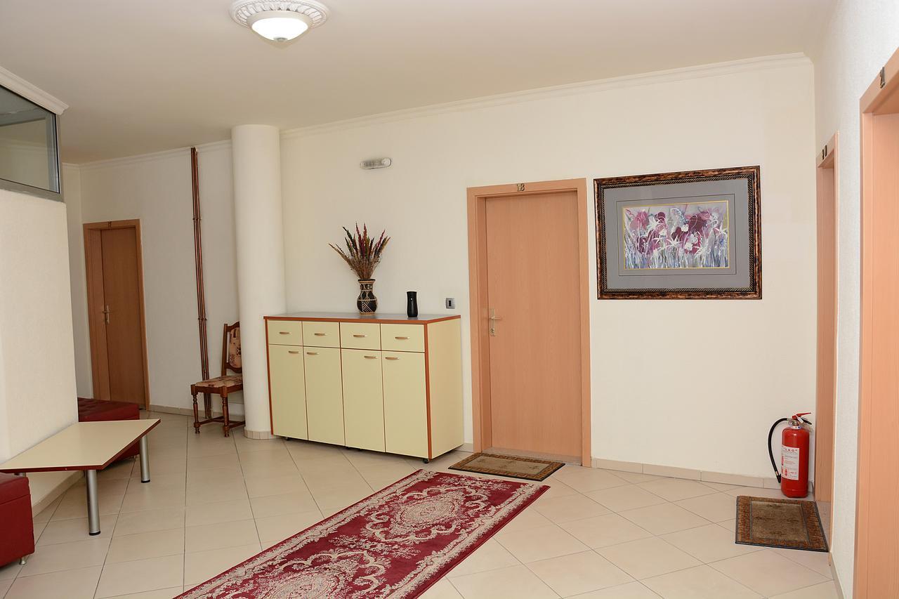 Bolero Hotel Ferizaj Exteriör bild